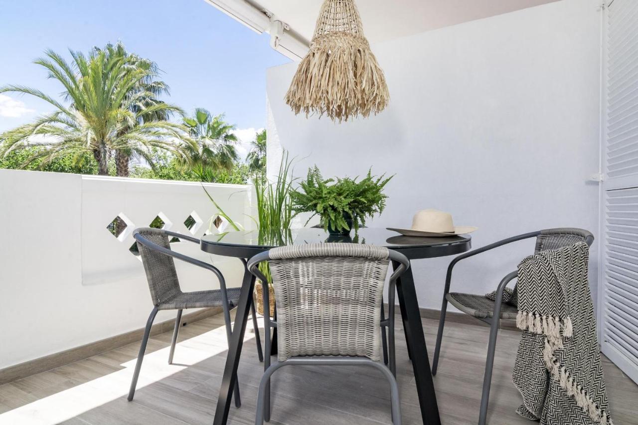 Pr - Stunning Flat Front Line Puerto Banus Apartamento